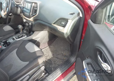 2018 Jeep Cherokee Latitude 4X4 from USA, damaged, VIN 1C4PJMCB1JD601329